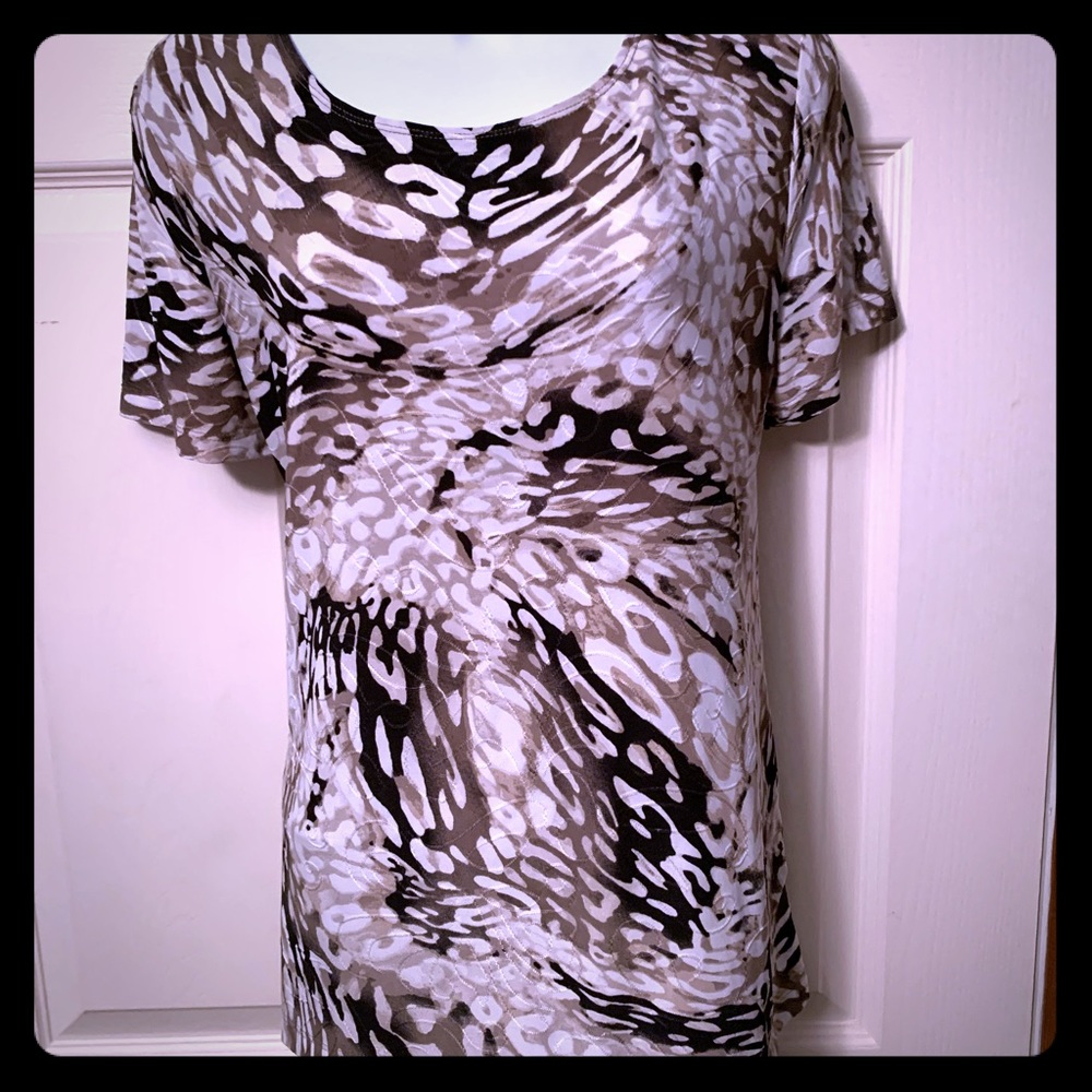 JM Collection short sleeve blouse.  **BOGO same or less$